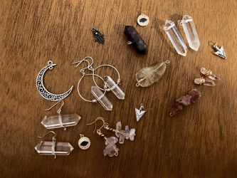 Healing jewelry