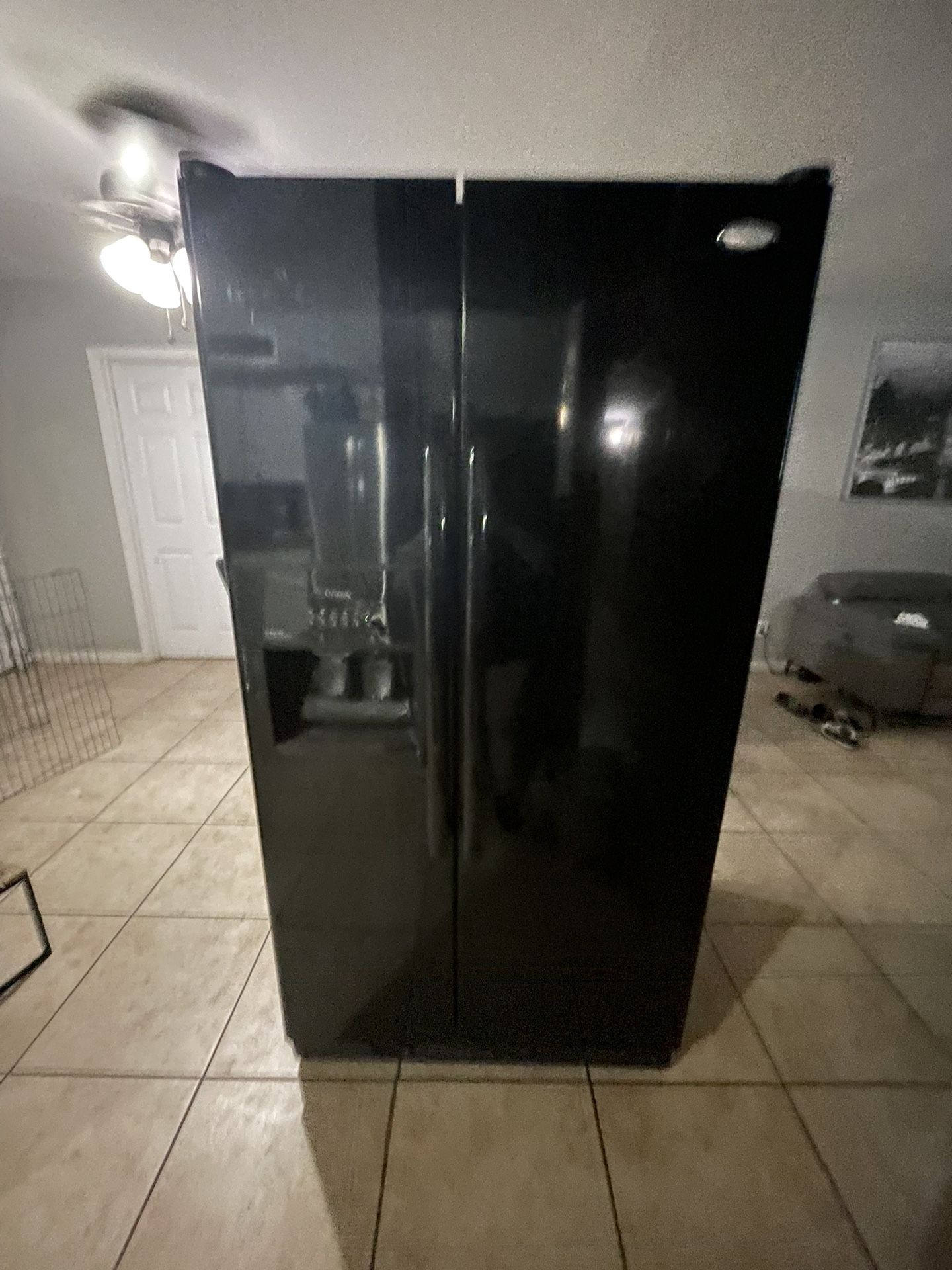 Refrigerator For Sale