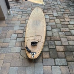 Taylor made Surfboard 7’