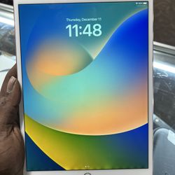 IPAD PRO 2ND GEN 266GB ( DOES NOT TURN OFF‼️‼️ ). ..SELLING FOR $149