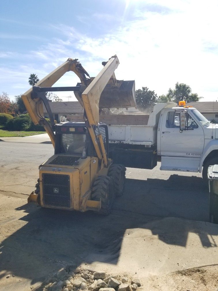 Dump Truck Tractor