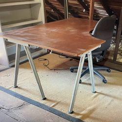 IKEA - Large L-shaped Desk
