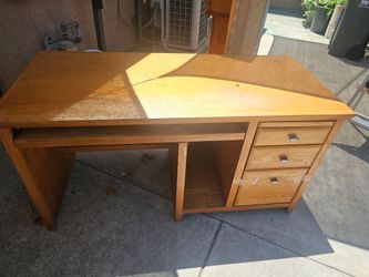 desk with hutch
