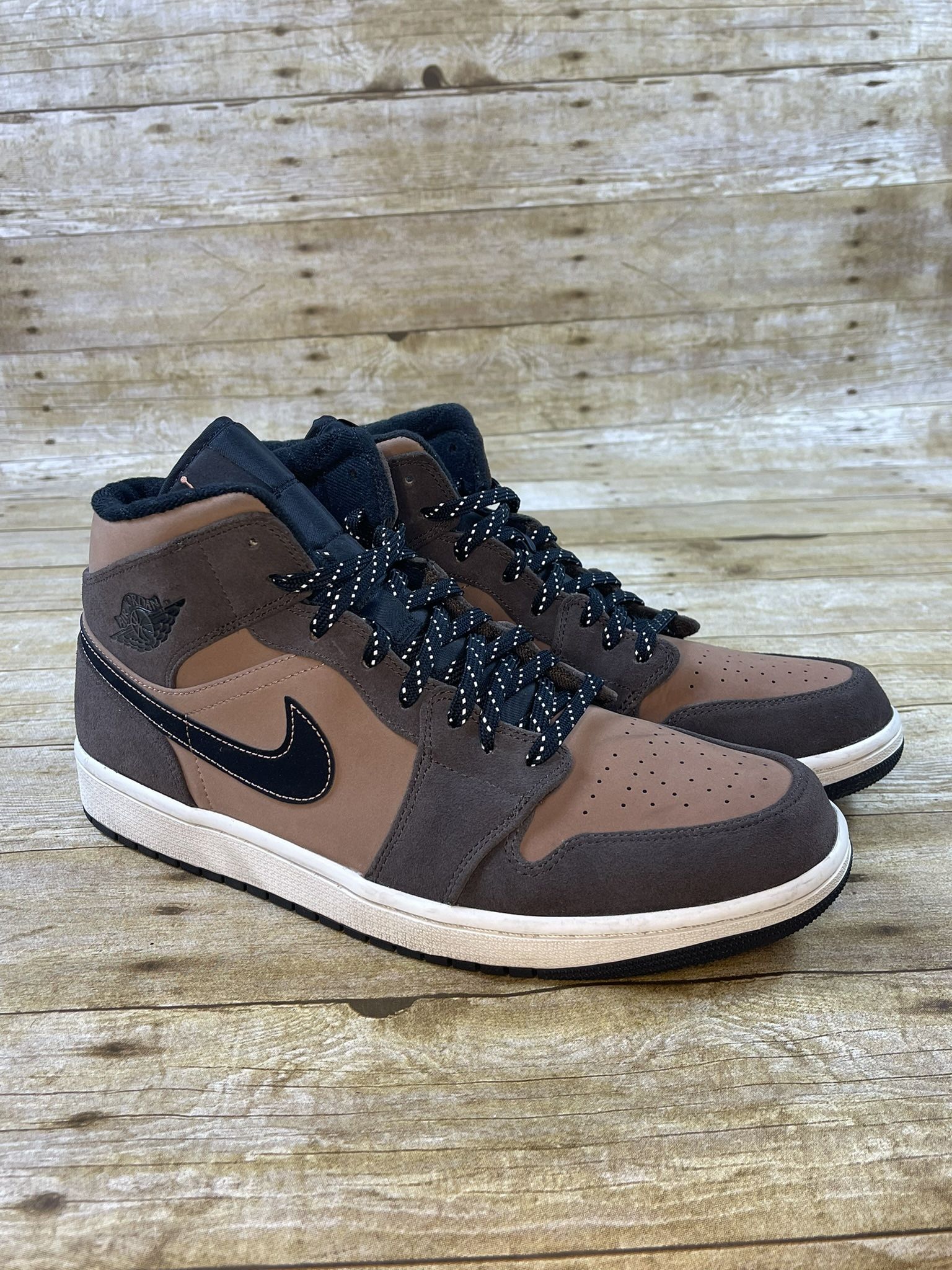 Nike Air Jordan 1 Mid SE Men Sz 12.5 Brown Black White Shoes Sneakers DC7294-200