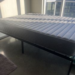 Queen Bed And Frame 