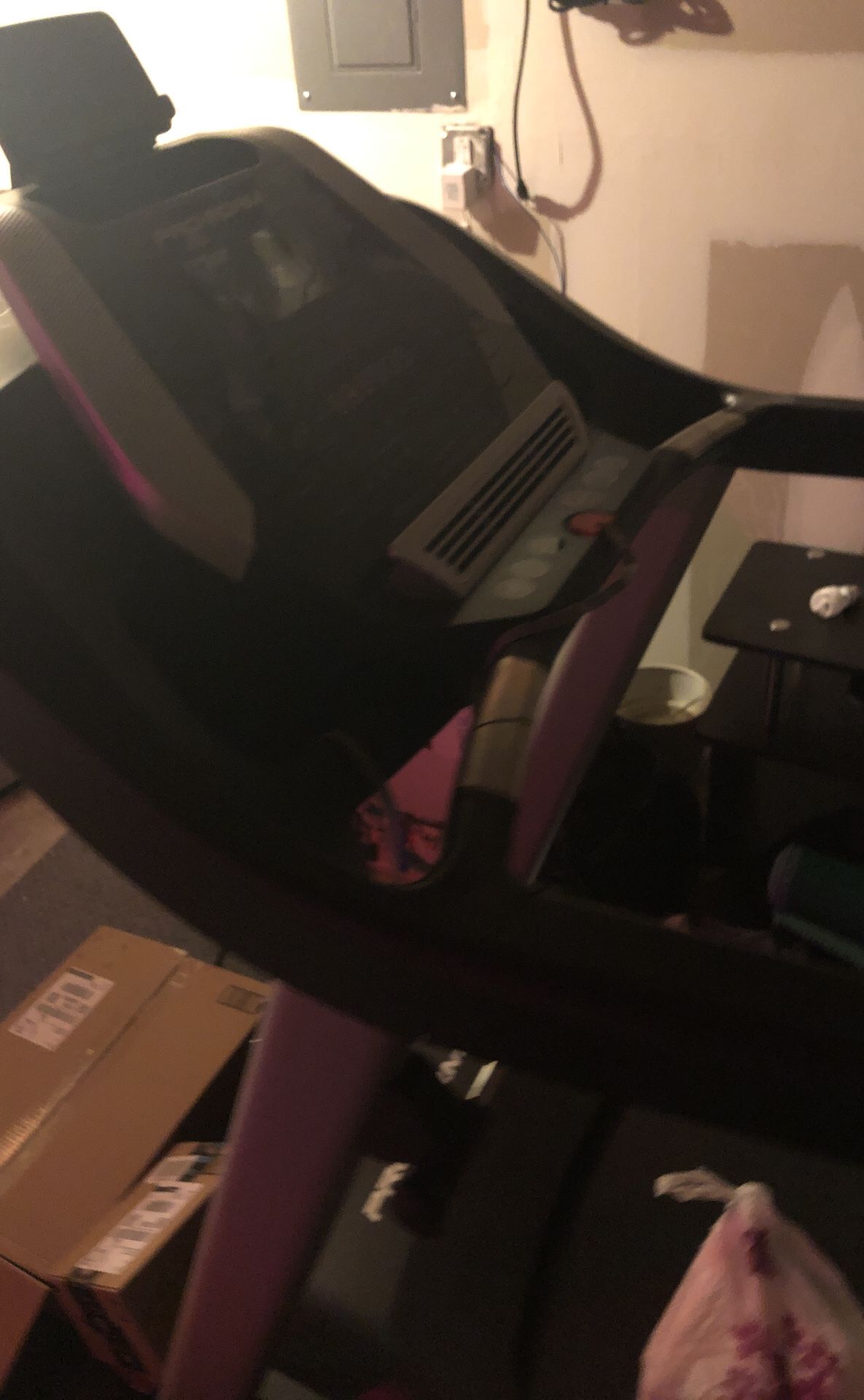 Proform 705 CST TREADMILL