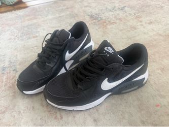 Nike Air max worn twice size 10