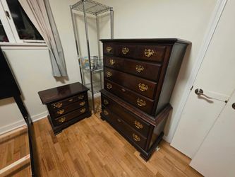 Dresser set - FREE