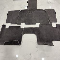 2010Honda Odyssey Floor Mat