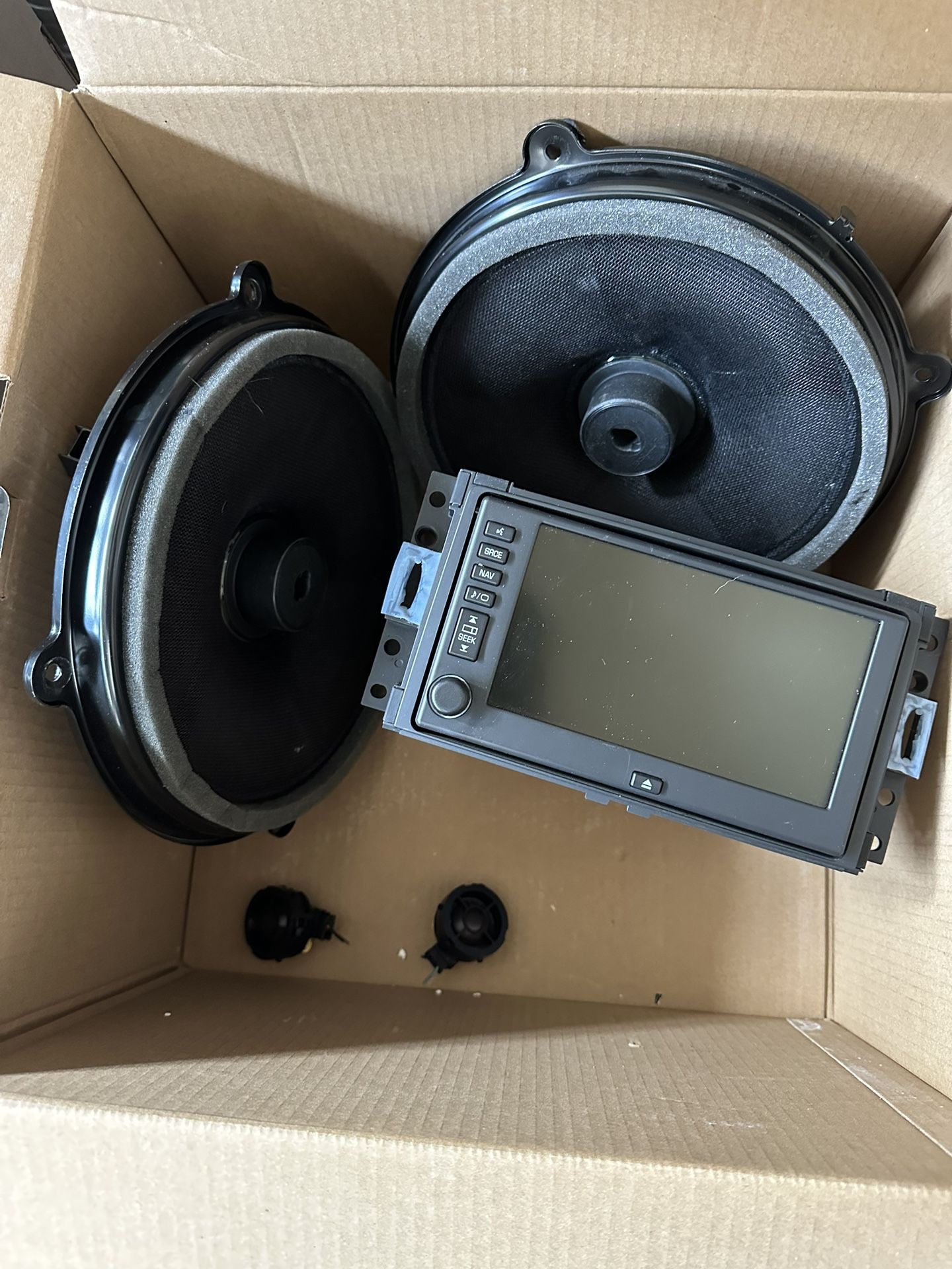 Corvette C6 Head And Speakers 