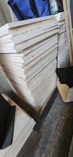 22" X 22" X 3/4  Thickness Travertine  Qty: 100