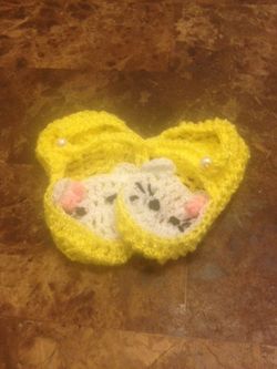 Hello kitty little shoes