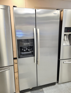 Whirlpool Side‑by‑Side Stainless Fridge – Ice & Water