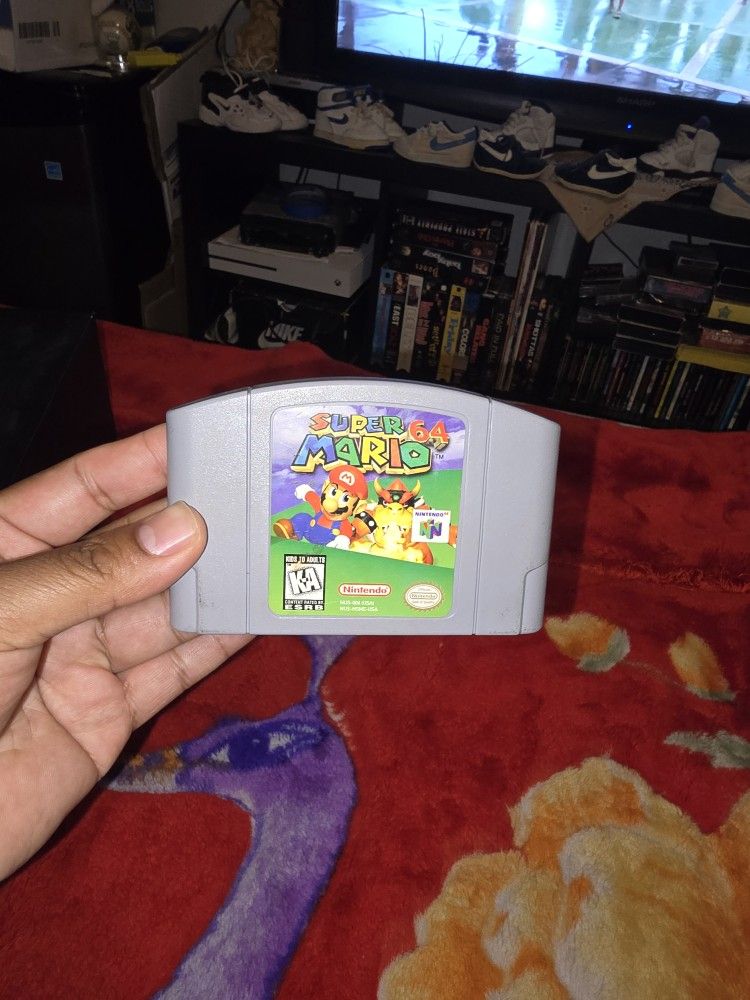 Nintendo 64 Super Mario.