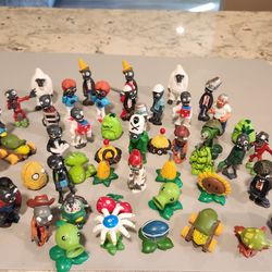 52 Figures of Plants vs Zombies