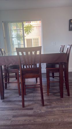 Kitchen table
