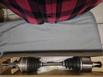 1/2
SurTrack TO-8018 CV Axle Shaft