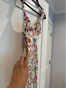 Summer dress with slide slit