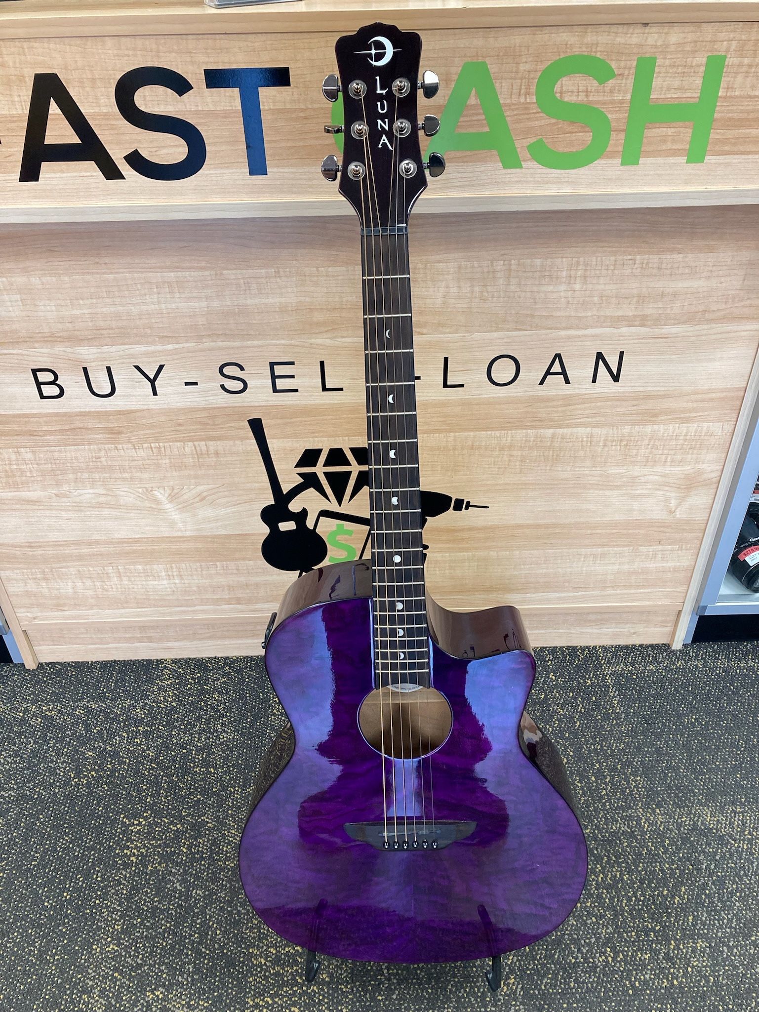 Luna Gypsy GYP EQATPP Acoustic-Electric Guitar, Purple
