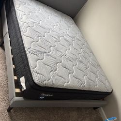 Mattress Queen 