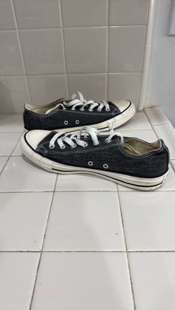 Converse - Chuck Taylor mens 7.5/Womens 9.5