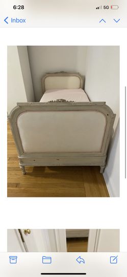 Twin Daybed - Antique