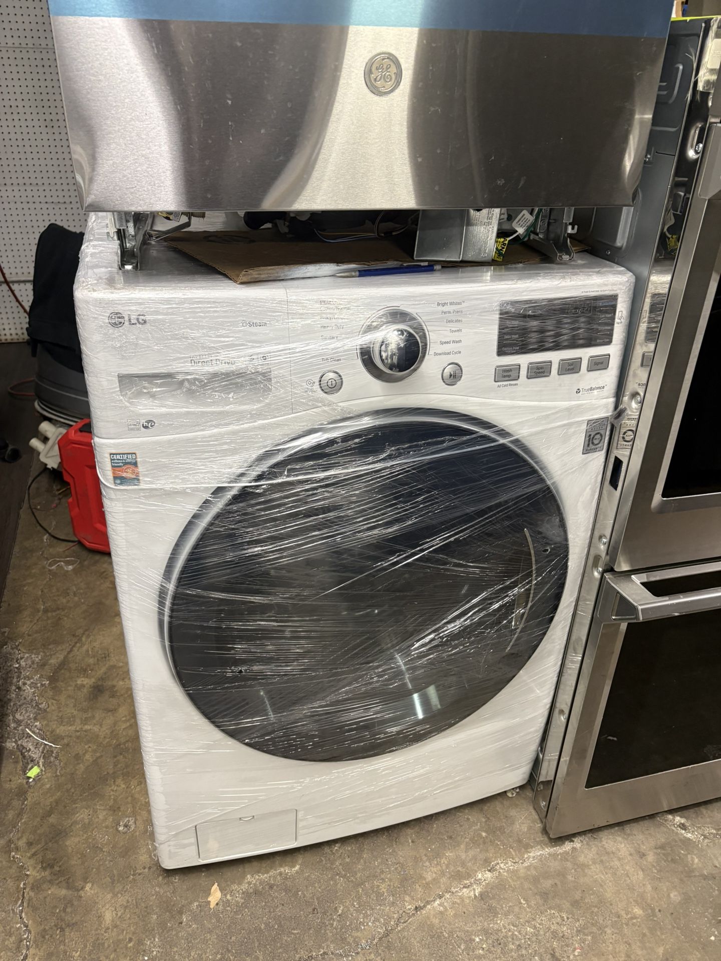 Lg washing Machine Front Load “white”