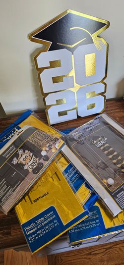 2026 graduation decorations