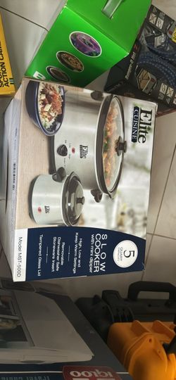 Slow cooker