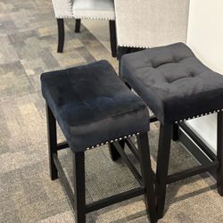 2bar Stools 