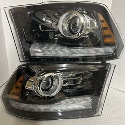 09 2018 Dodge Ram Headlights 