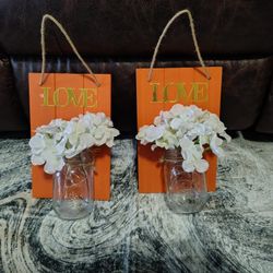 3D Orange Wooden Wall Art Home Decor
'Love' LED Lighting Floral Filled Mason Jar Set