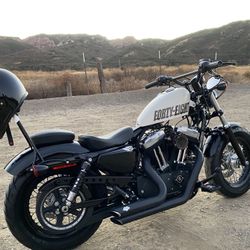 2014 Harley Davidson Sportster, 48