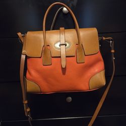 Dooney & Bourke 