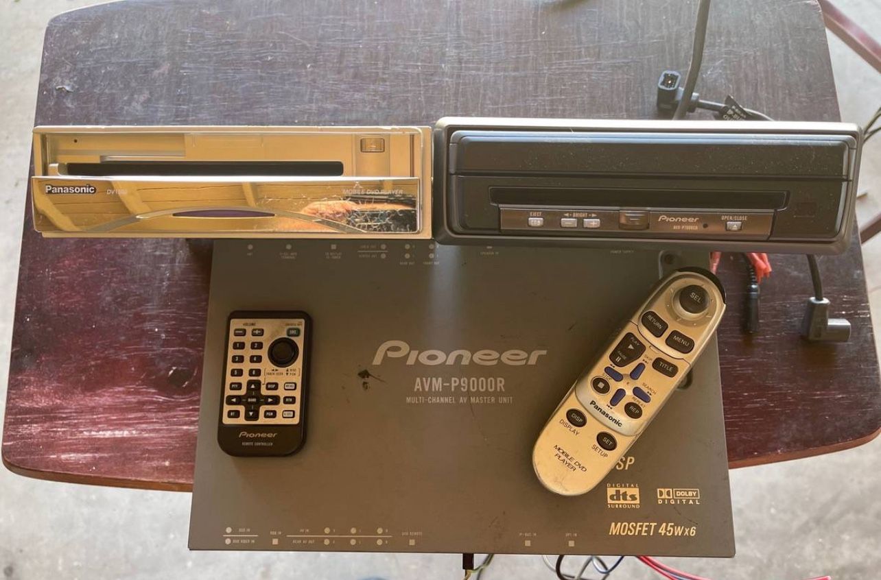 FS used car audio Pioneer head unit/AV master unit and Panasonic DVD