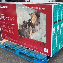 55 “ Hisense Smart 4K LED HDR TV