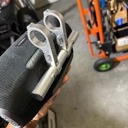 Custom Surron Ultra Bee Speaker + Holder