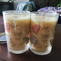 Two 20 Oz Candles 