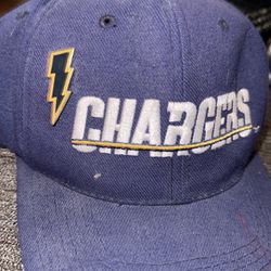 LA Chargers Lightning Bolt Pin 