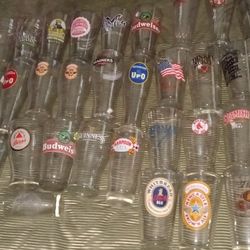 Lot Of 32 Original Super rare Heavy-duty Collectable Bar Glasses Deal