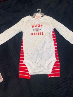 Carter’s Hugs & Kisses Set