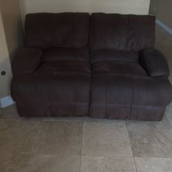 Electric Reclining Couches 