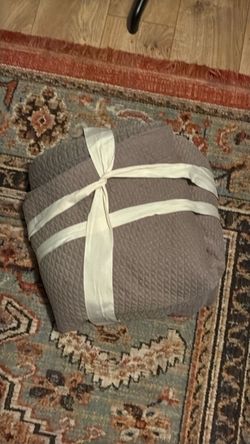 Full/queen size blanket