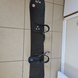 Used snow board 