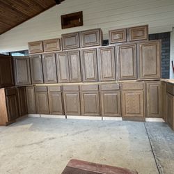 Used Kitchen Cabinets 17 Pieces