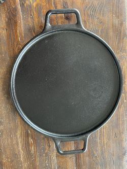 Lodge 14” Cast Iron Pizza Pan