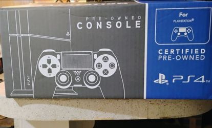 PlayStation 4 wit 9 games