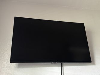 Samsung 32-inch M7 Smart Monitor, 4K UHD + Wall Mount