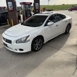 2012 Nissan Maxima 