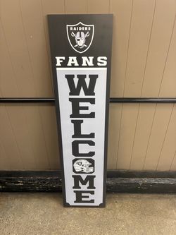 Raiders Fan Leaner